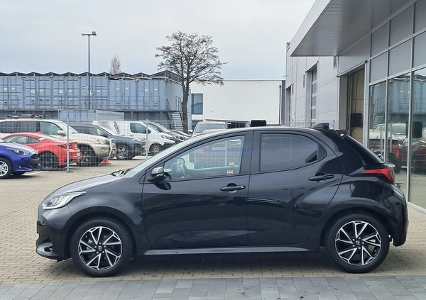 Toyota Yaris cena 94000 przebieg: 2180, rok produkcji 2023 z Ciechanowiec małe 232